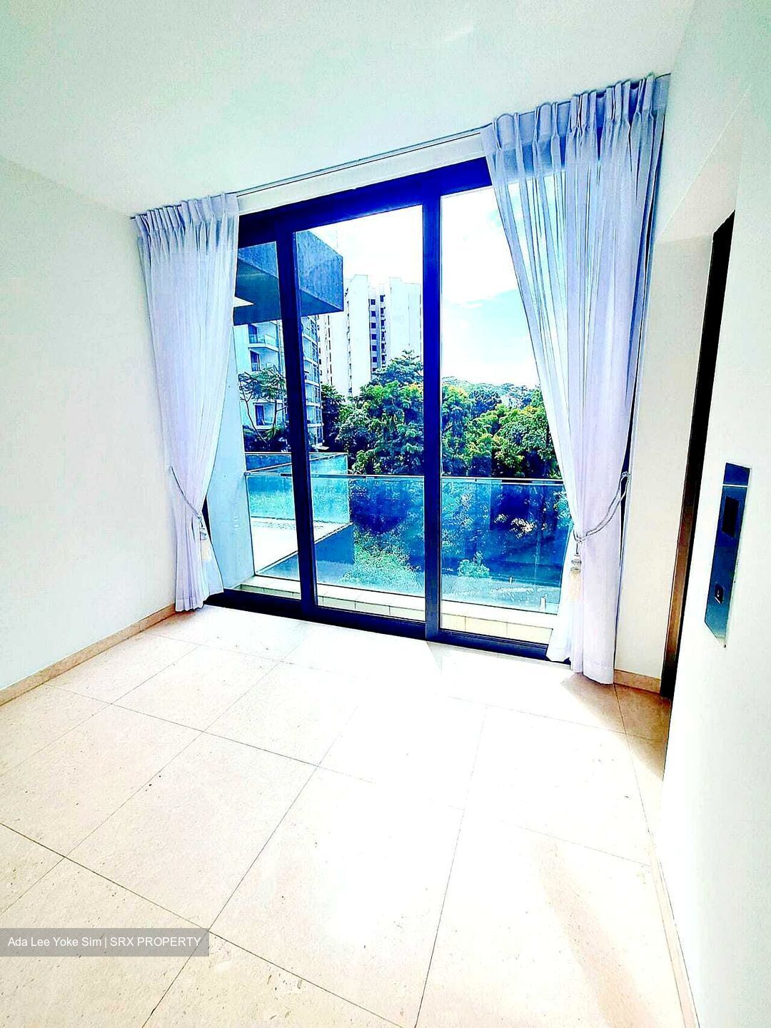 Holland Road (D10), Condominium #394160031